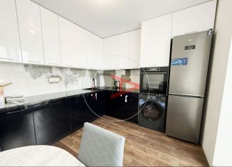 Сдаю в аренду 2-ком. квартиру, 50 м2, Уфа, улица Гази Загитова, 9/1