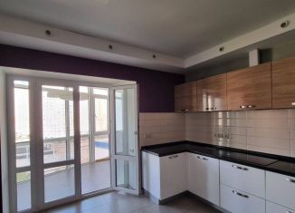 Сдаю трехкомнатную квартиру, 130.4 м2, Самарская область, улица Советской Армии, 253Б