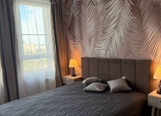 Сдаю в аренду двухкомнатную квартиру, 36 м2, Красногорск, улица Тенистых Аллей, 1к2