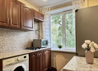 Сдается в аренду однокомнатная квартира, 31.7 м2, Москва, улица Приорова, 2