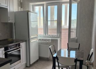 Сдается в аренду двухкомнатная квартира, 53 м2, Липецкая область, улица Дмитрия Фурсова, 7