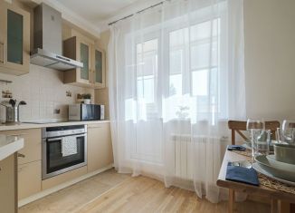 Сдам 1-комнатную квартиру, 44 м2, Москва, Новгородская улица, 26