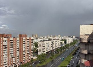 Сдам в аренду 1-ком. квартиру, 34 м2, Санкт-Петербург, проспект Ветеранов, 114к1, метро Проспект Ветеранов