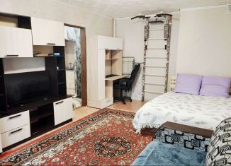 Сдаю 1-ком. квартиру, 39 м2, Курчатов, улица Энергетиков, 7