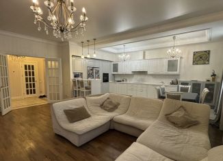 Аренда 4-комнатной квартиры, 155 м2, Тюмень, улица 25 Октября, 34