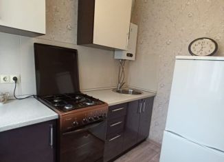 Сдам двухкомнатную квартиру, 46 м2, Саратовская область, улица имени Н.Г. Чернышевского, 55/2