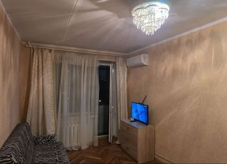 Сдаю 1-комнатную квартиру, 33 м2, Москва, улица Бориса Галушкина, 23