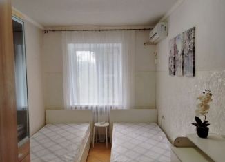 Сдам 2-ком. квартиру, 45 м2, Ростов-на-Дону, Киргизская улица, 6