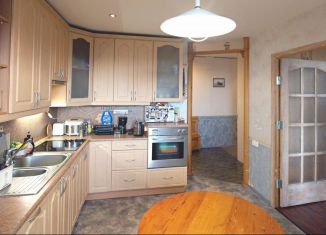 Трехкомнатная квартира на продажу, 65.9 м2, Карелия, улица Древлянка, 24к1