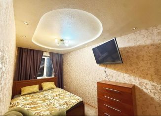 Продаю 3-ком. квартиру, 44 м2, Мурманск, проспект Ленина, 41