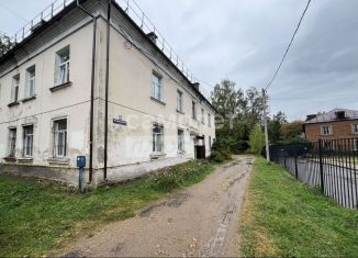 Продажа 2-ком. квартиры, 50.7 м2, Смоленск, улица Черняховского, 8Б