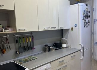 Продается 2-ком. квартира, 51.9 м2, Мурманск, улица Полины Осипенко, 14