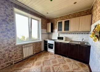 Продажа 2-ком. квартиры, 51 м2, Орёл, улица Розы Люксембург