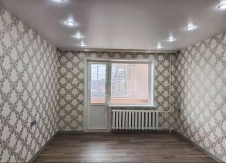 Продаю трехкомнатную квартиру, 56.2 м2, Свердловская область, улица Калинина, 44