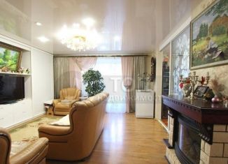 Продаю четырехкомнатную квартиру, 99.6 м2, Пенза, улица Калинина, 89