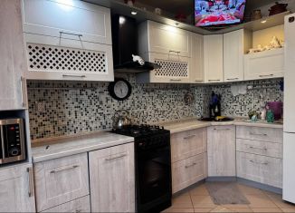 Продается 2-комнатная квартира, 60.2 м2, Орёл, улица Достоевского, 5