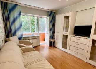 Двухкомнатная квартира на продажу, 45.6 м2, Калуга, улица Марата, 1