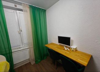 Продам квартиру студию, 12 м2, Москва, Клинская улица, 19