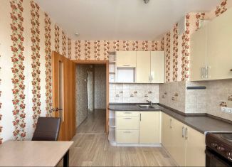 Продам 1-ком. квартиру, 48 м2, Красноярский край, улица Серова, 8