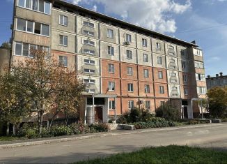 Продаю трехкомнатную квартиру, 70.4 м2, Курганская область, Проектная улица, 8