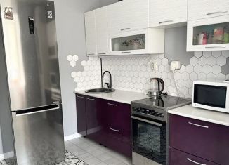 Продаю 1-ком. квартиру, 47 м2, Оренбургская область, Салмышская улица