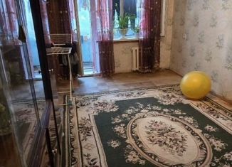 Продам двухкомнатную квартиру, 47 м2, Тюменская область, 8-й микрорайон, 25