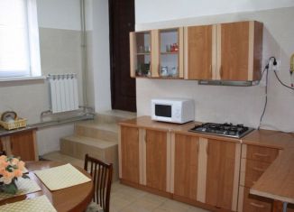 1-комнатная квартира в аренду, 55 м2, Евпатория, улица Белинского, 3А