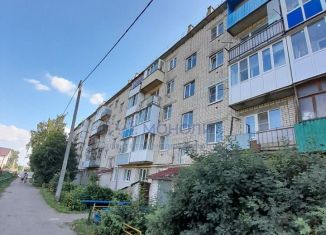 Продам двухкомнатную квартиру, 48.1 м2, поселок Буревестник, улица Гагарина, 6