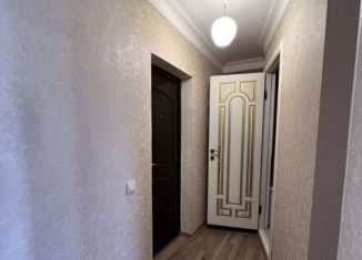 Сдается в аренду двухкомнатная квартира, 70 м2, Дербент, проспект Агасиева, 18Б