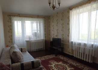 Продается 2-комнатная квартира, 42.4 м2, Екатеринбург, улица Титова, 10, улица Титова