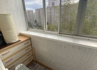 Сдаю 1-комнатную квартиру, 34 м2, Челябинск, улица Чичерина, 35А