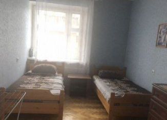 Аренда 2-комнатной квартиры, 64 м2, Сыктывкар, Коммунистическая улица, 17, Центральный район