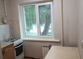 Сдается 4-комнатная квартира, 59.8 м2, Омск, проспект Мира, 108Б
