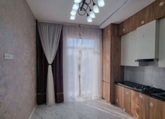 Продается 3-комнатная квартира, 75.9 м2, Краснодар, улица имени Сергея Есенина, 137