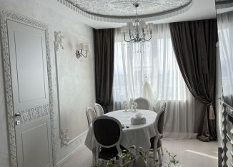 Сдам трехкомнатную квартиру, 120 м2, Камчатский край, улица Топоркова, 8/2