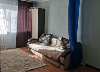 Сдается в аренду комната, 18 м2, Омск, Крыловская улица