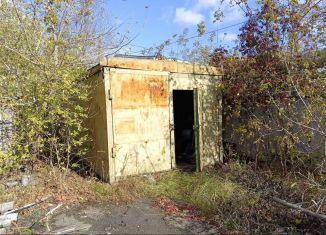 Продаю гараж, 25 м2, посёлок городского типа Торбеево, Интернациональная улица, 9