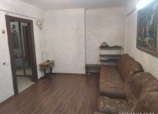 Трехкомнатная квартира в аренду, 60 м2, Нижнеудинск, улица Ленина