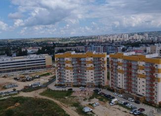 Продается 2-комнатная квартира, 50 м2, Симферополь, проспект Александра Суворова, 11, Киевский район