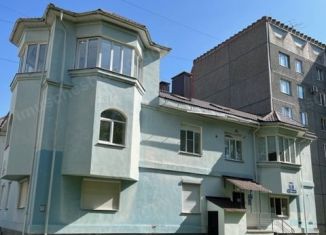 Продажа 5-комнатной квартиры, 210 м2, Череповец, улица Тимохина, 12Б