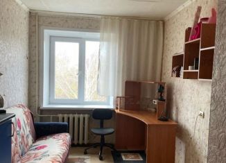 Продается 3-комнатная квартира, 61 м2, Полевской, улица Торопова, 5