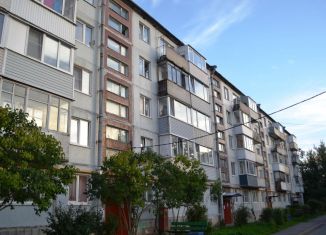 Продается 2-комнатная квартира, 45 м2, поселок Войсковицы, площадь Манина, 8