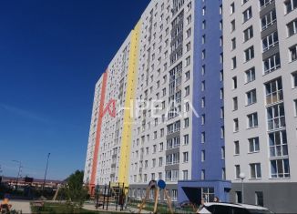 Продам двухкомнатную квартиру, 63 м2, Тюменская область, улица Ветеранов Труда, 9Ак1