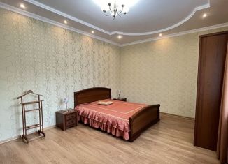 3-комнатная квартира в аренду, 120 м2, Евпатория, Московская улица, 46А