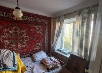 Продаю двухкомнатную квартиру, 43 м2, Губкин, проспект Горняков, 5