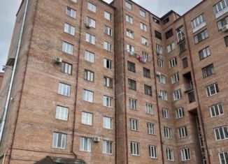 Продается квартира свободная планировка, 120 м2, Владикавказ, проспект Доватора, 8-й микрорайон