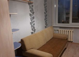 Сдается в аренду комната, 12.7 м2, Чехов, улица Полиграфистов, 11Б