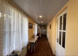 Сдается 2-ком. квартира, 50 м2, Сочи, улица Цюрупы, 7А