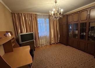 Сдам 1-ком. квартиру, 40 м2, Москва, улица Маршала Полубоярова, 10, метро Жулебино