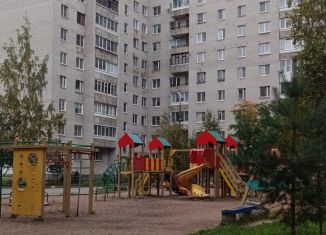 Продается 2-ком. квартира, 49 м2, Никольское, Советский проспект, 237